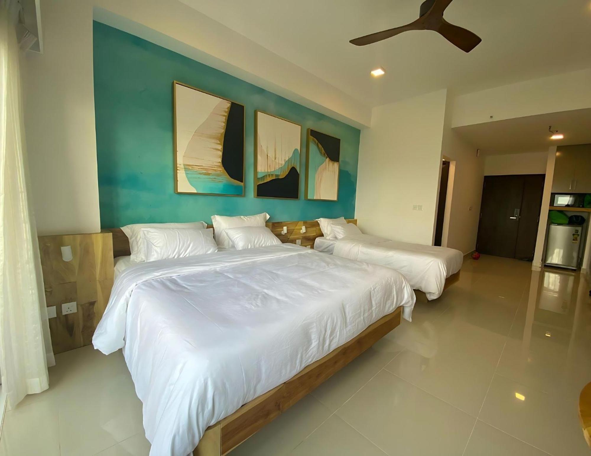 Negombo Ocean Breeze - Bliss On The Beach Luxury Apartments By Serendib Vacation Экстерьер фото