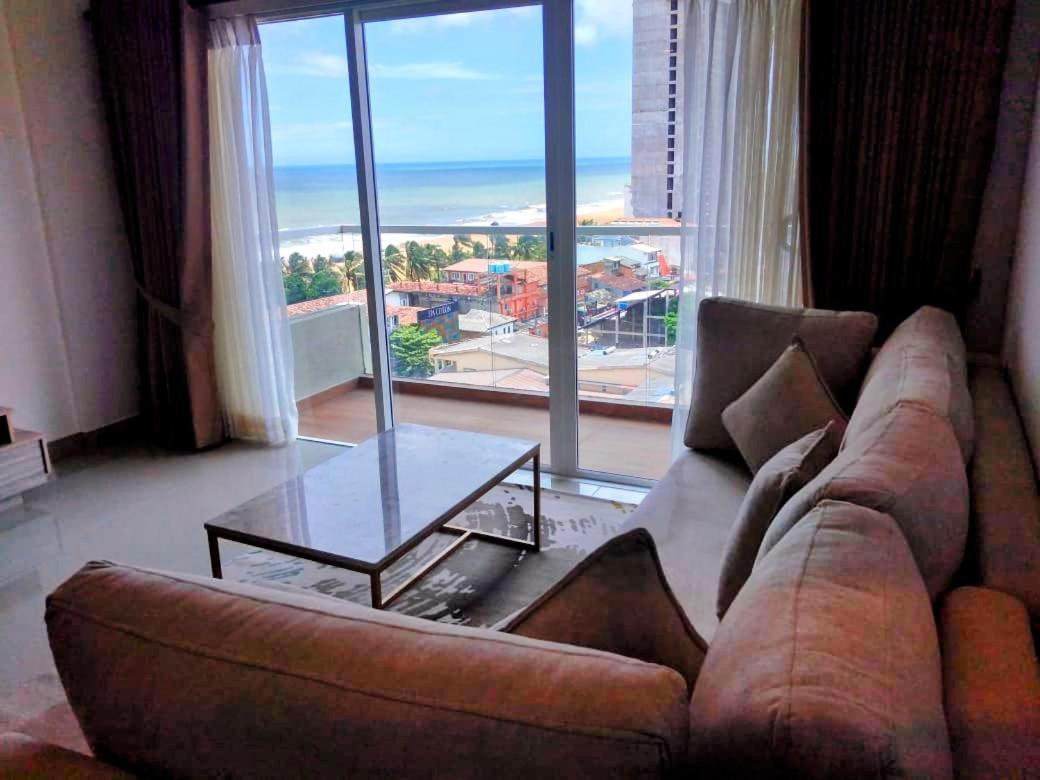 Negombo Ocean Breeze - Bliss On The Beach Luxury Apartments By Serendib Vacation Экстерьер фото
